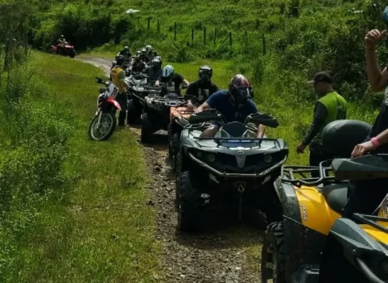 cuatrimotos-atvs-medellin-travel